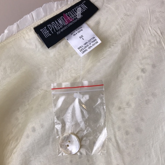 NWOT The Pyramid Collection Eyelet Lace Jacket NEW - Picture 10 of 14